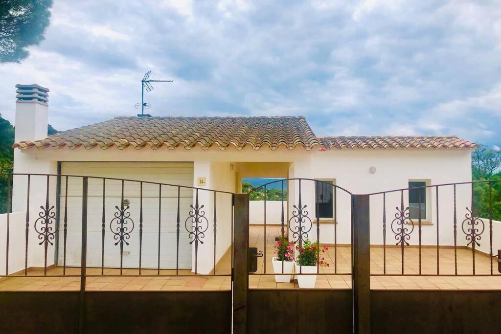 Apartamento Con Vistas A La Montana Apartment Begur Luaran gambar